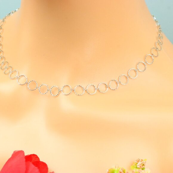 Delicate & Contemporary Necklace Chain, A Lovely Choice for Women, EVCH1831 - Picture 4 of 10